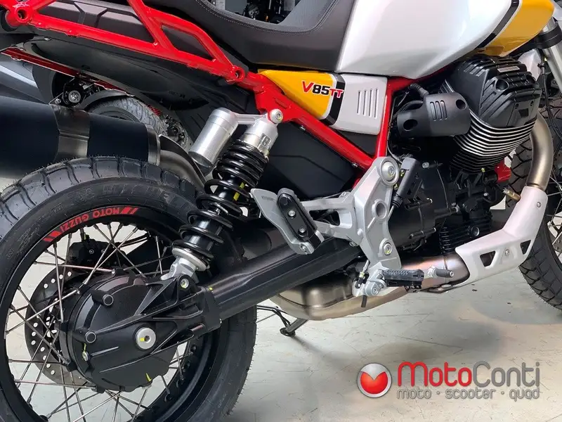 Moto Guzzi V 85 TT - foto 6