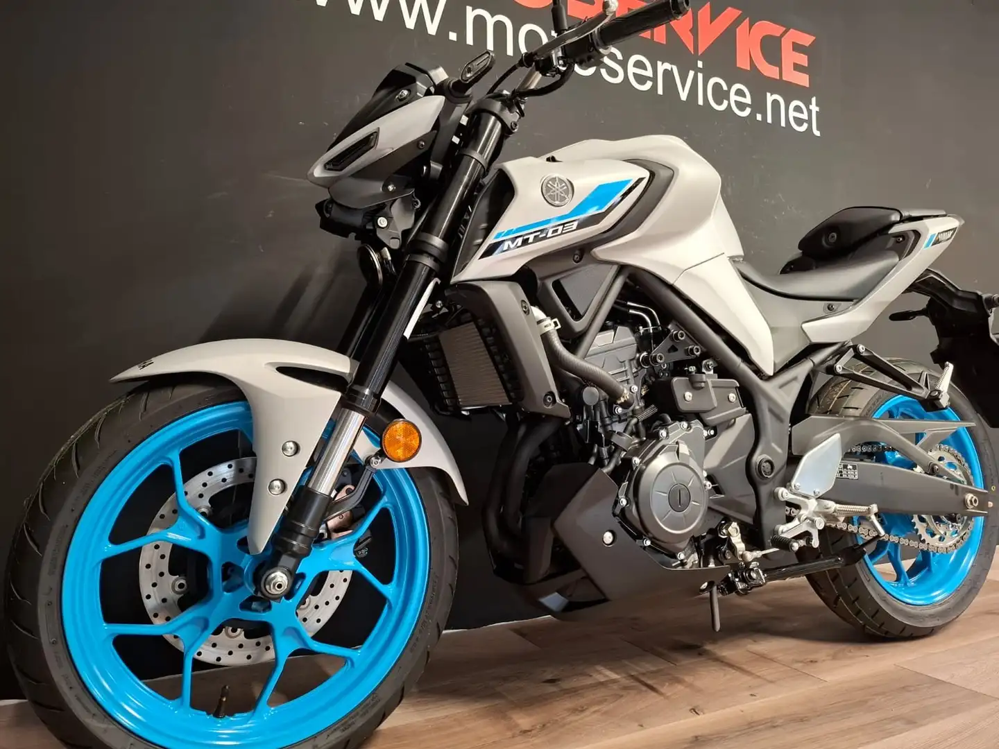 Yamaha MT-03 Alb - 2