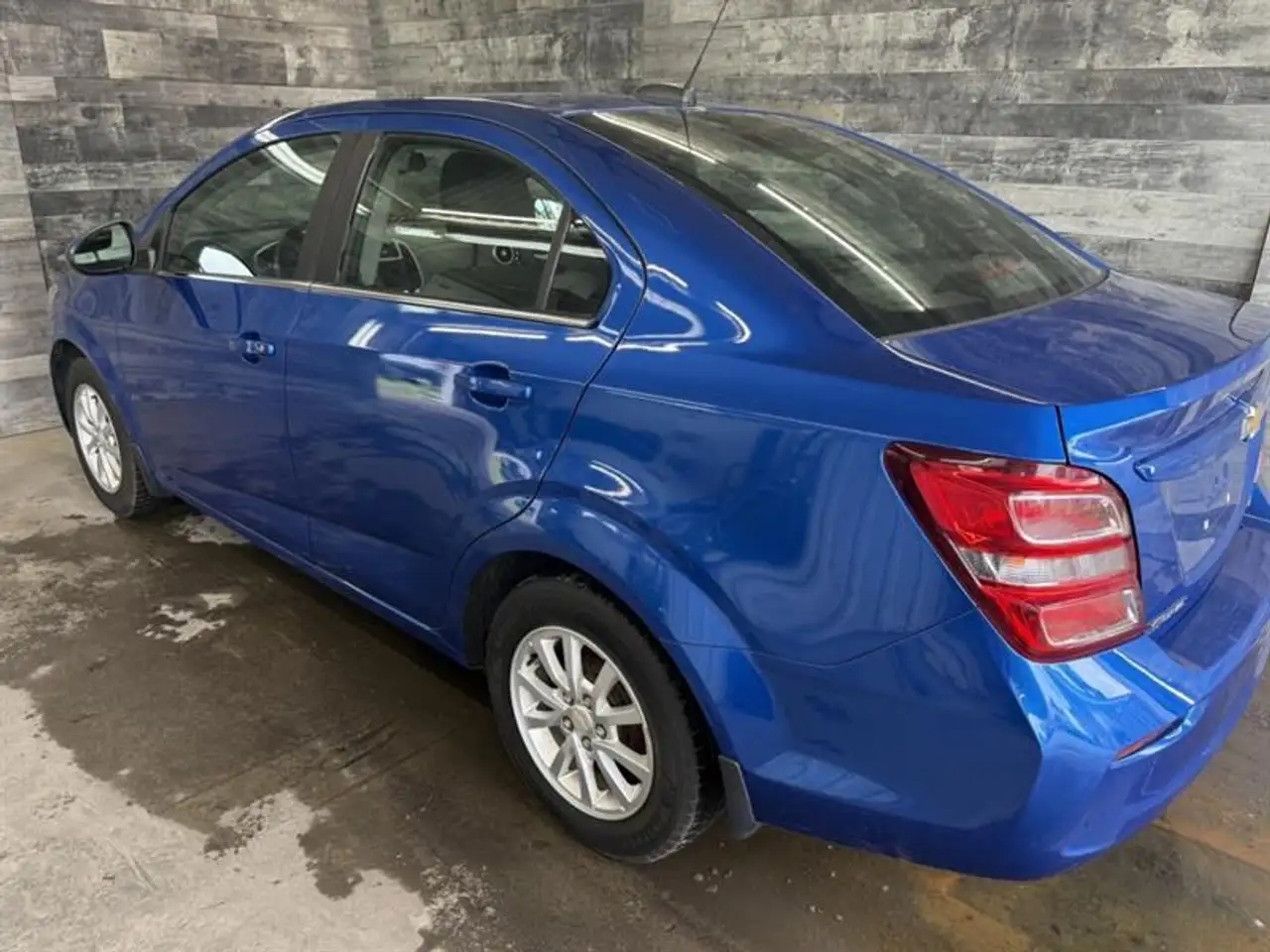 Chevrolet Sonic photo Chevrolet Sonic