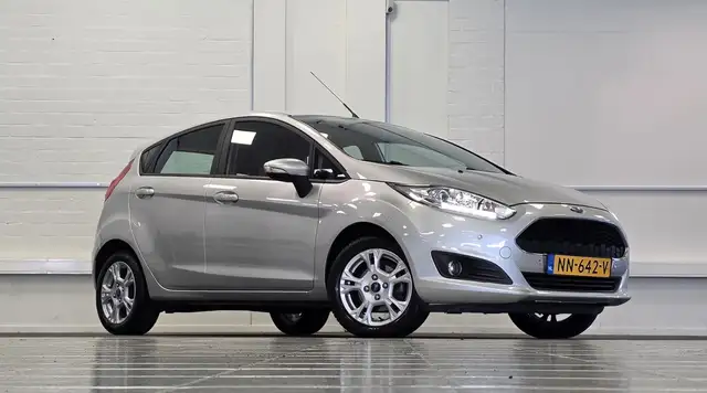 Ford Fiesta view 2