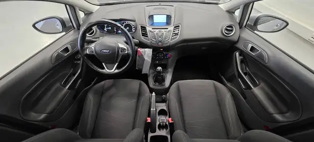 Ford Fiesta view 8