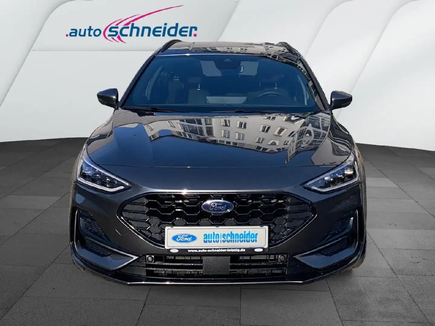 Ford Focus Turnier ST-Line Grau - 2