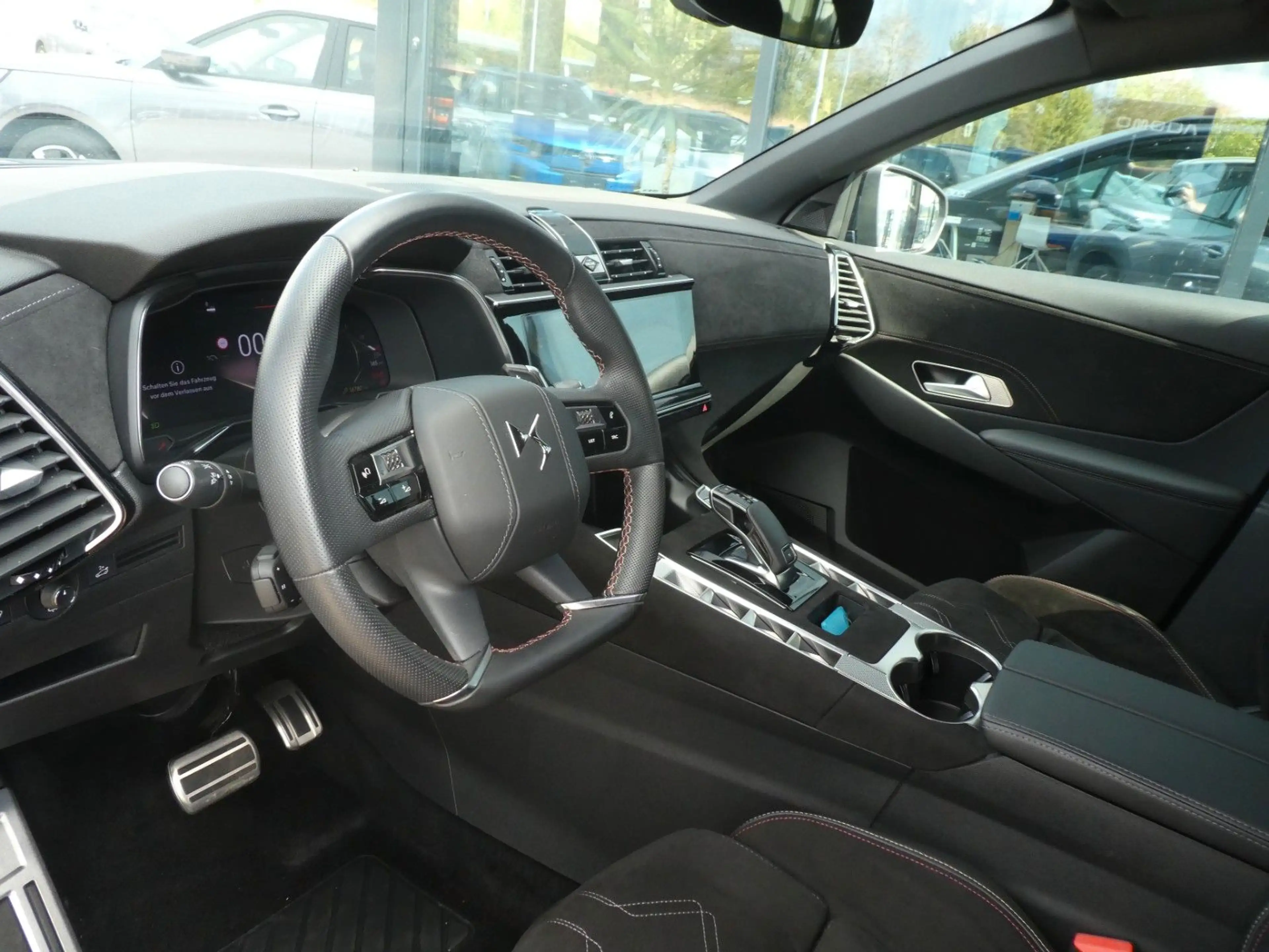 DS Automobiles DS 7 Crossback Performance Line + Navi, Kamera — photo 10