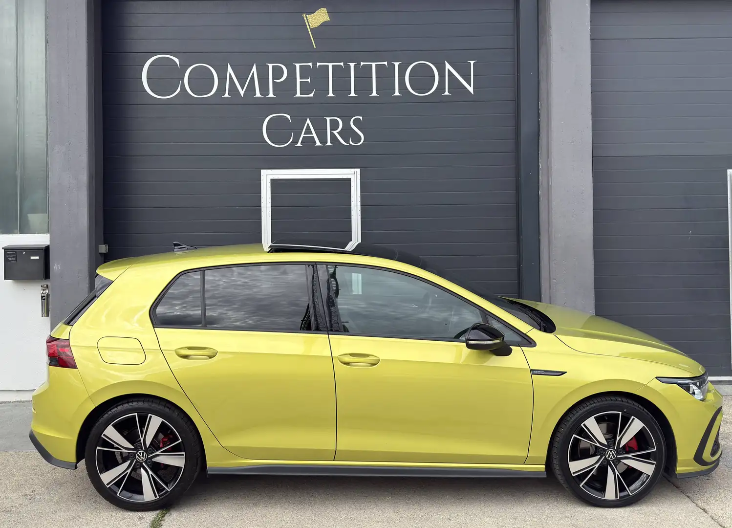 Volkswagen Golf GTD GTD Vollausstattung, Harman Kardon, Panorama, Sitzbelüftung, Standheizung, Anhängerkupplung Gelb - 2