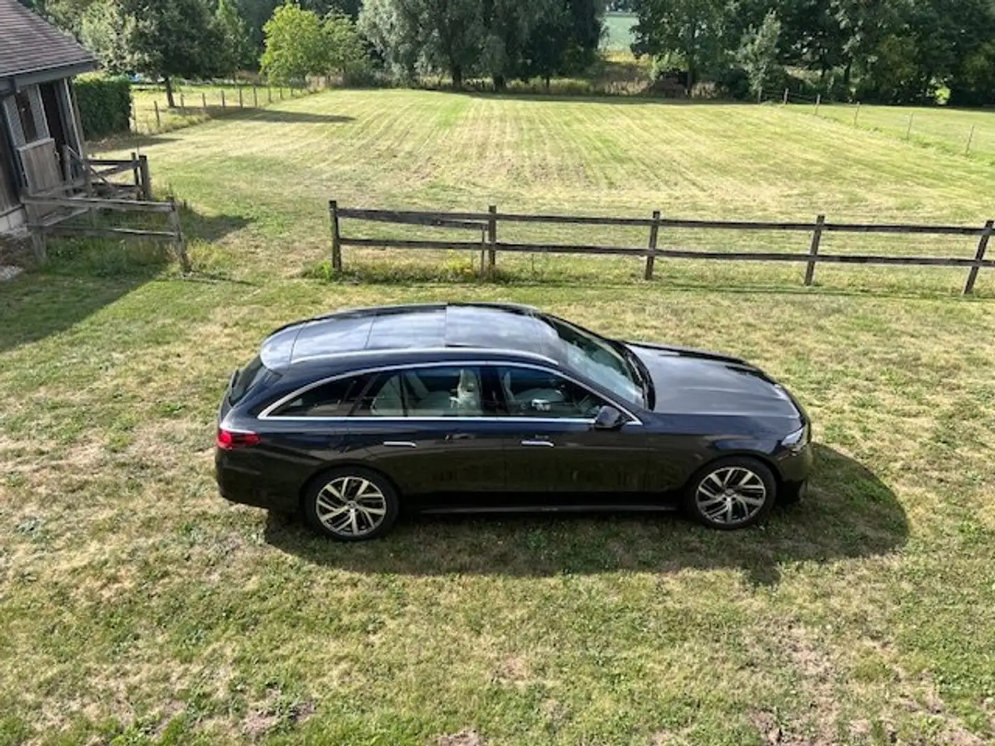 Mercedes-Benz E 220 E 220 d T 9G-TRONICEdition AVANTGARDE Maro - 1