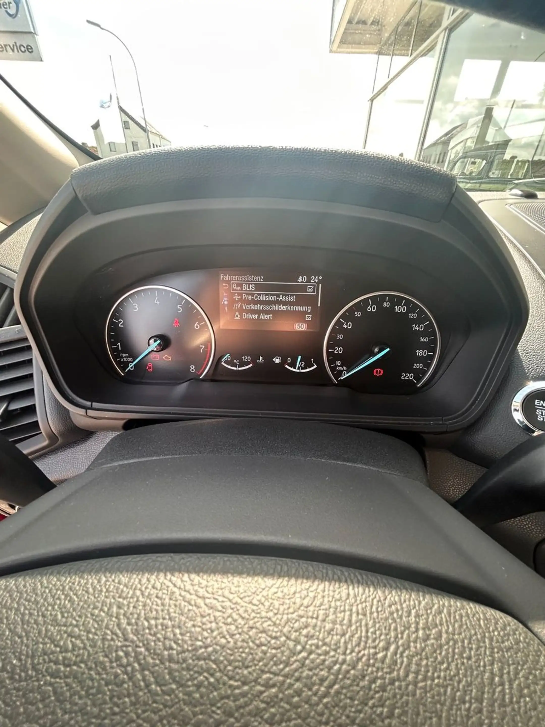 Ford EcoSport ST-Line B&O Allwetterreifen schwarz/rot — photo 8