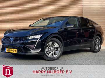 1.2 Hybrid 136 e-DCS6 Allure Camera / Navigatie /