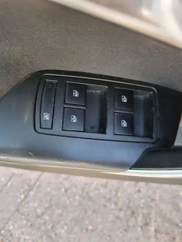 Opel Insignia view 24