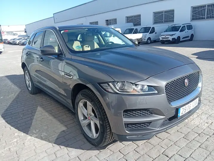 Jaguar F-Pace 2018