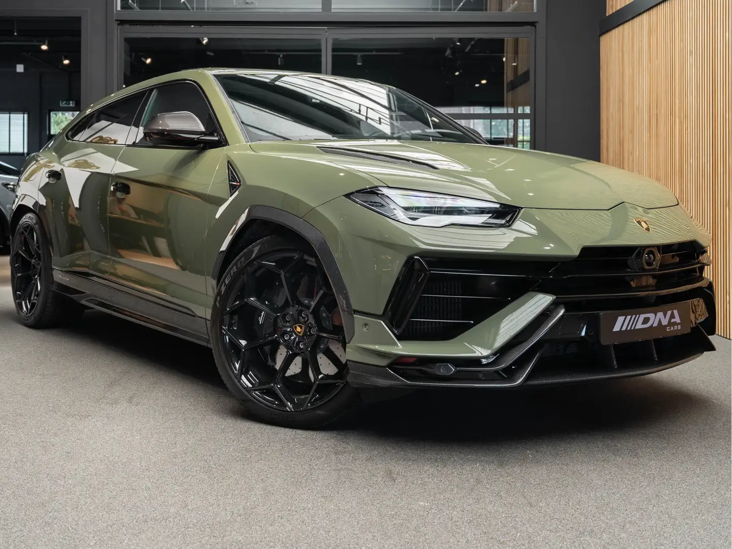 Lamborghini Urus V8 Performante Keramisch Masage 4.0 V8 Performante Schwarz - 1