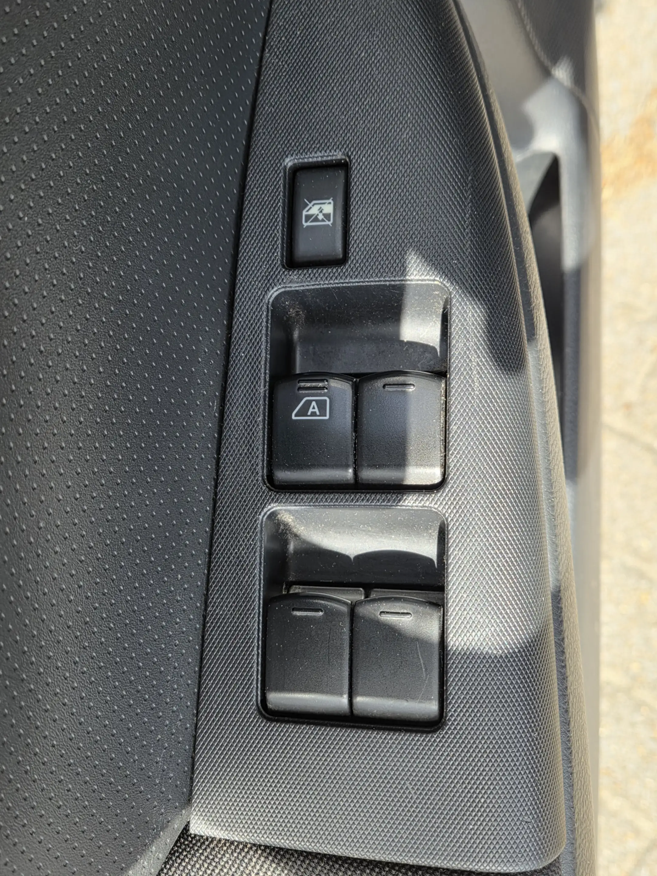 Nissan Note 1.6 Life + automaat navigatie / cruis control 1e e — photo 9