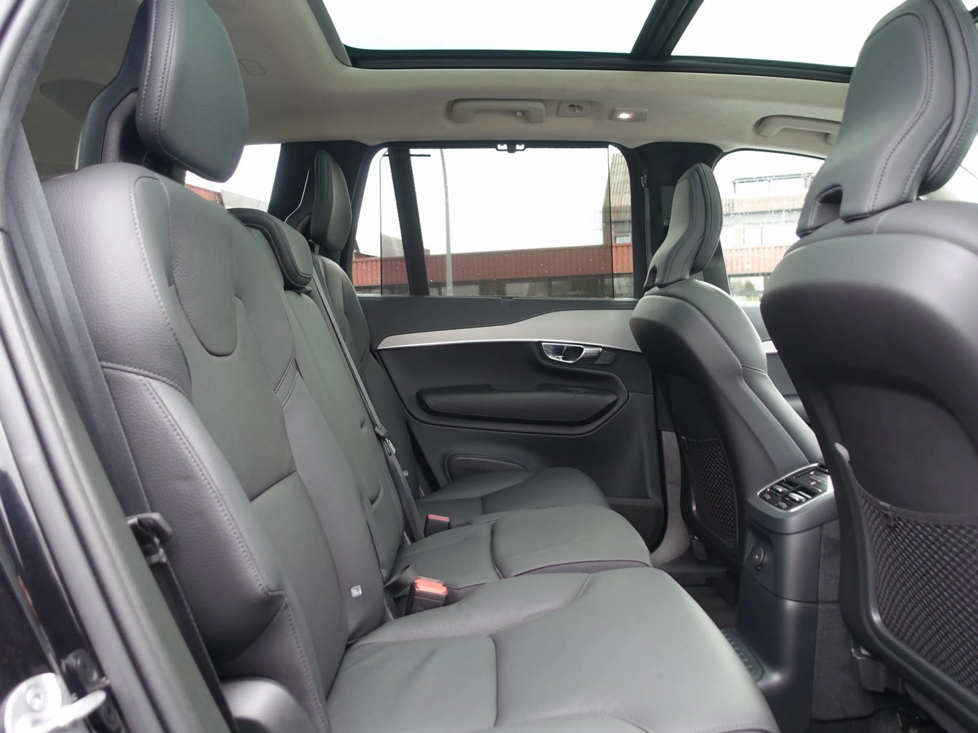 Volvo XC90 T8 Ultra Plug-in Hybrid/Pano/360°/H&K — photo 9