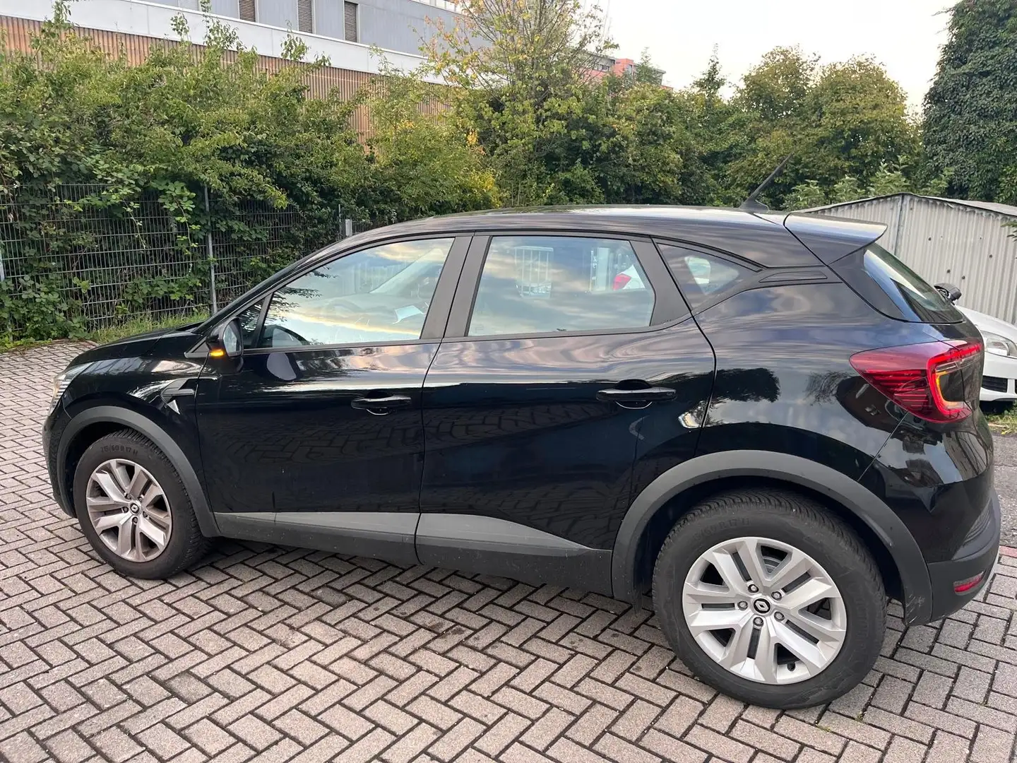 Renault Captur Captur TCe Mild Hybrid 140 EDC GPF EVOLUTION Schwarz - 1