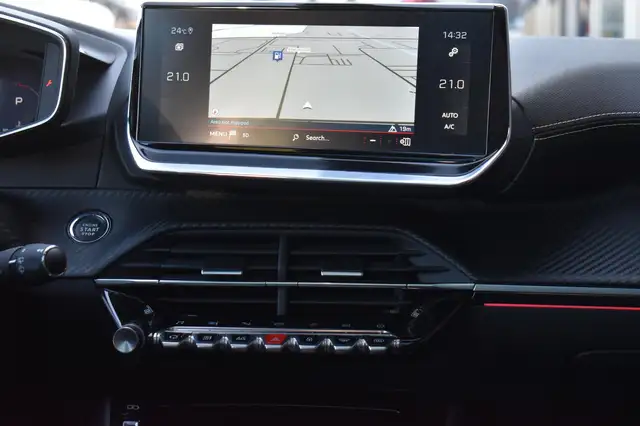 Peugeot 208 view 24
