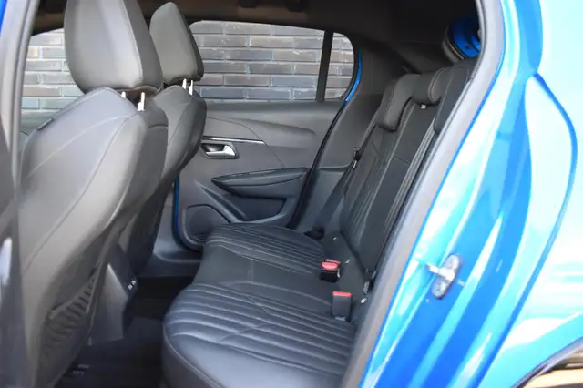 Peugeot 208 view 19