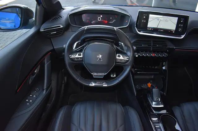 Peugeot 208 view 21