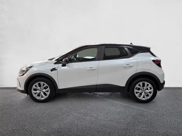 Renault Captur view 4