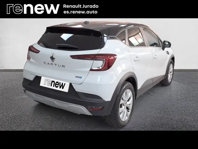 Renault Captur view 2