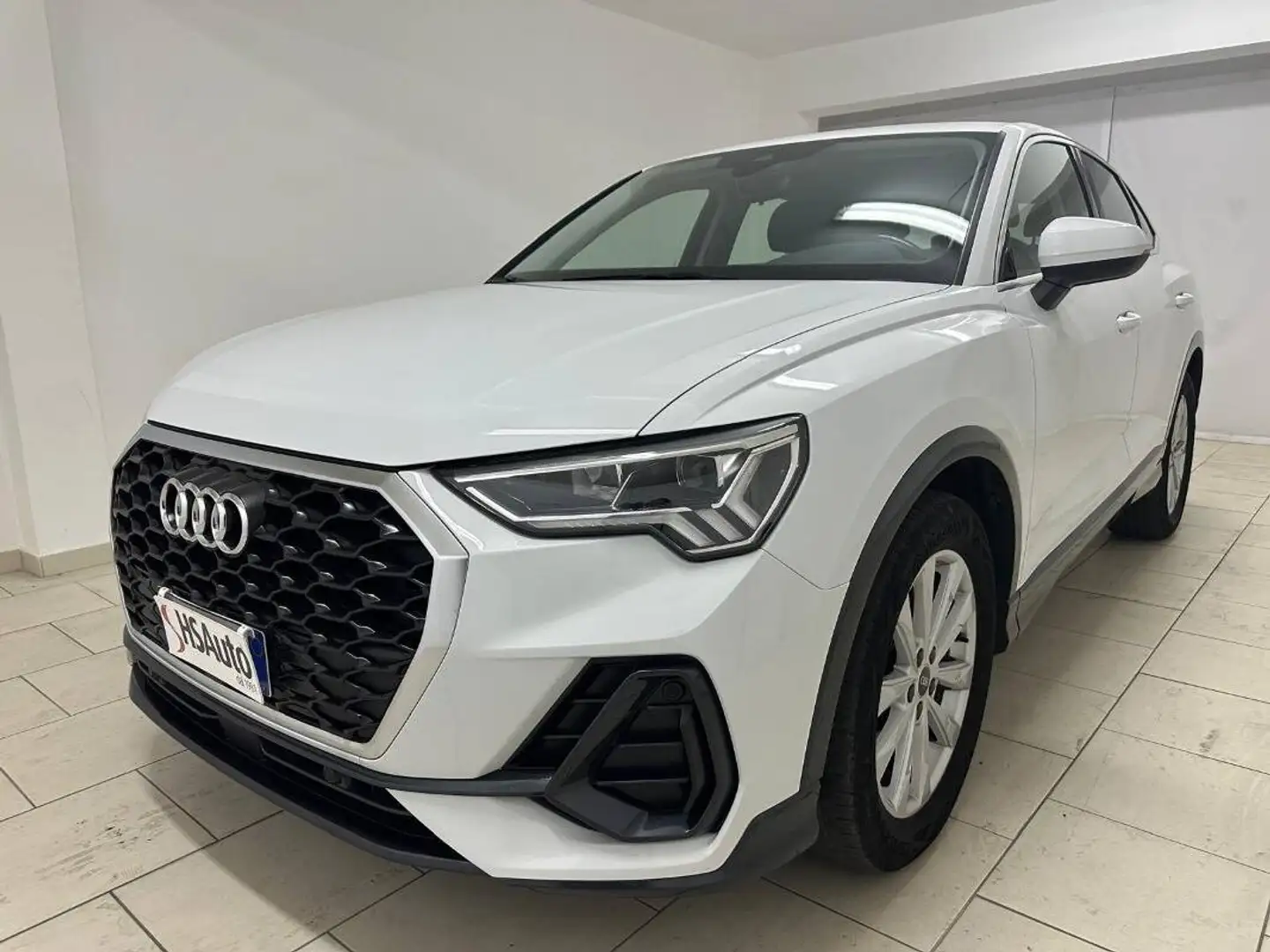 Audi Q3 35 2.0 tdi Business Plus s-tronic Bianco - 1