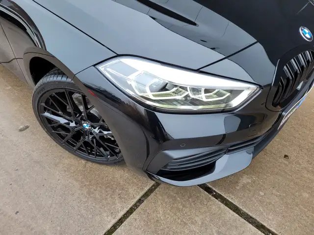 BMW 1 Series view 7