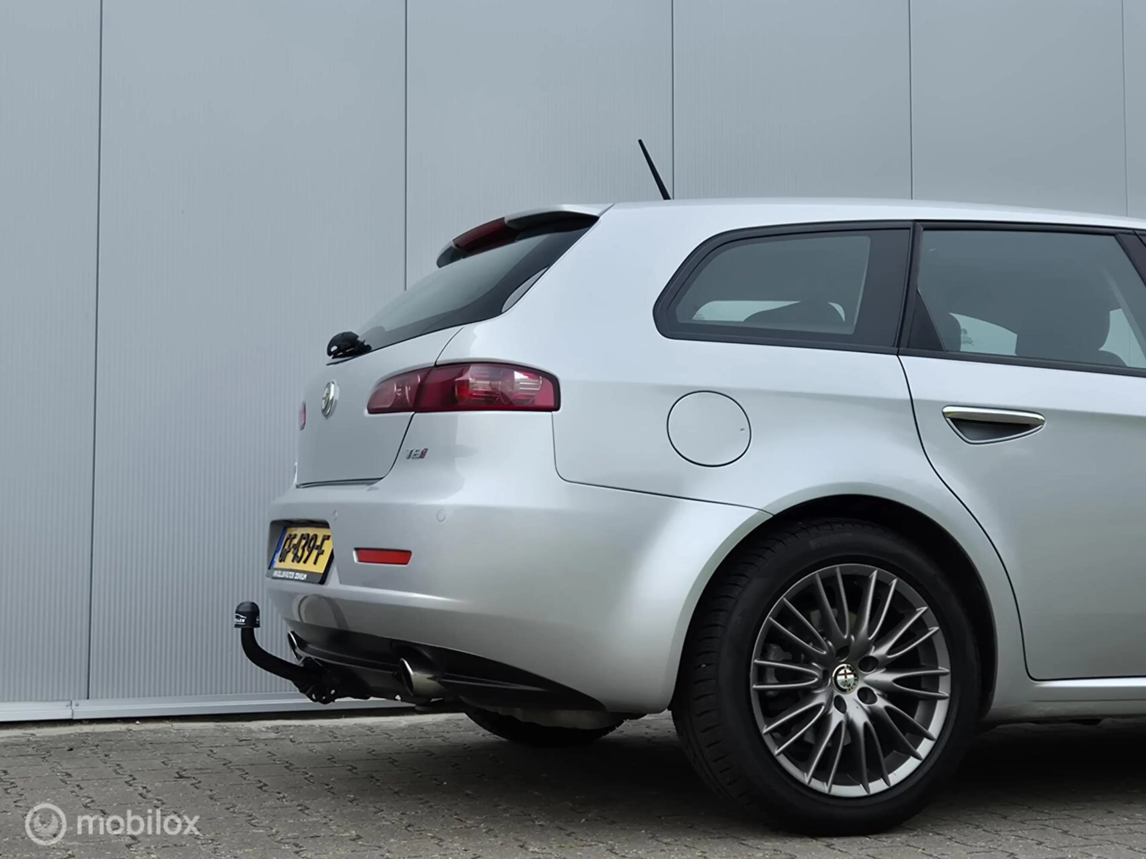 Alfa Romeo 159 Sportwagon 1.7 T DISTINCTIVE/CLIMATE/TREKHAAK/17'' — photo 9