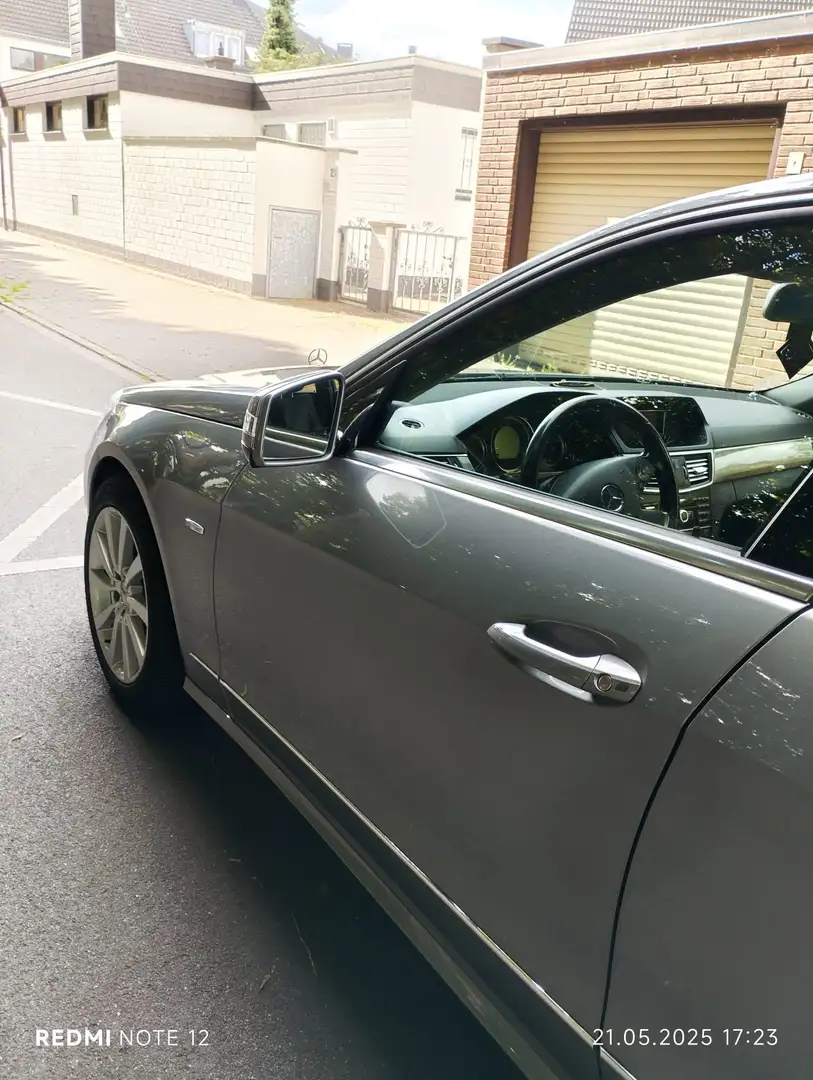 Mercedes-Benz E 220 CDI DPF BlueEFFICIENCY 7G-TRONIC - 2