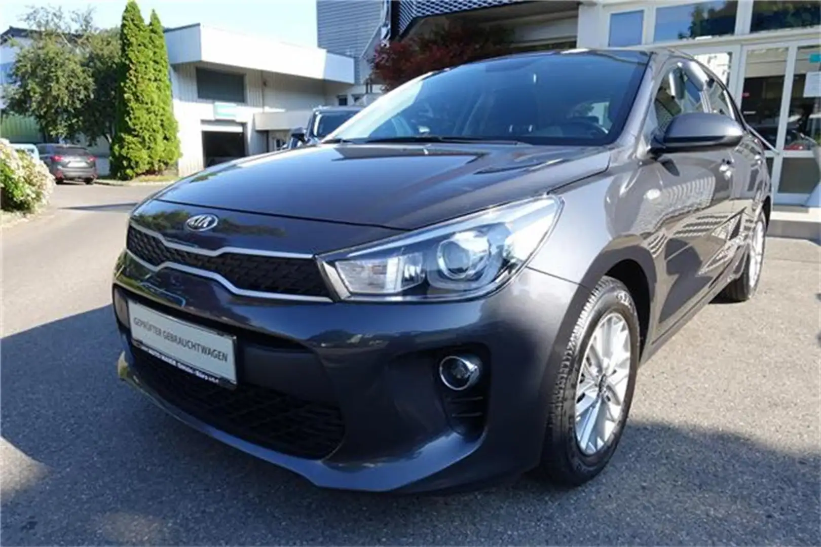 Kia Rio 1,25 MPI Titan ISG Grijs - 1