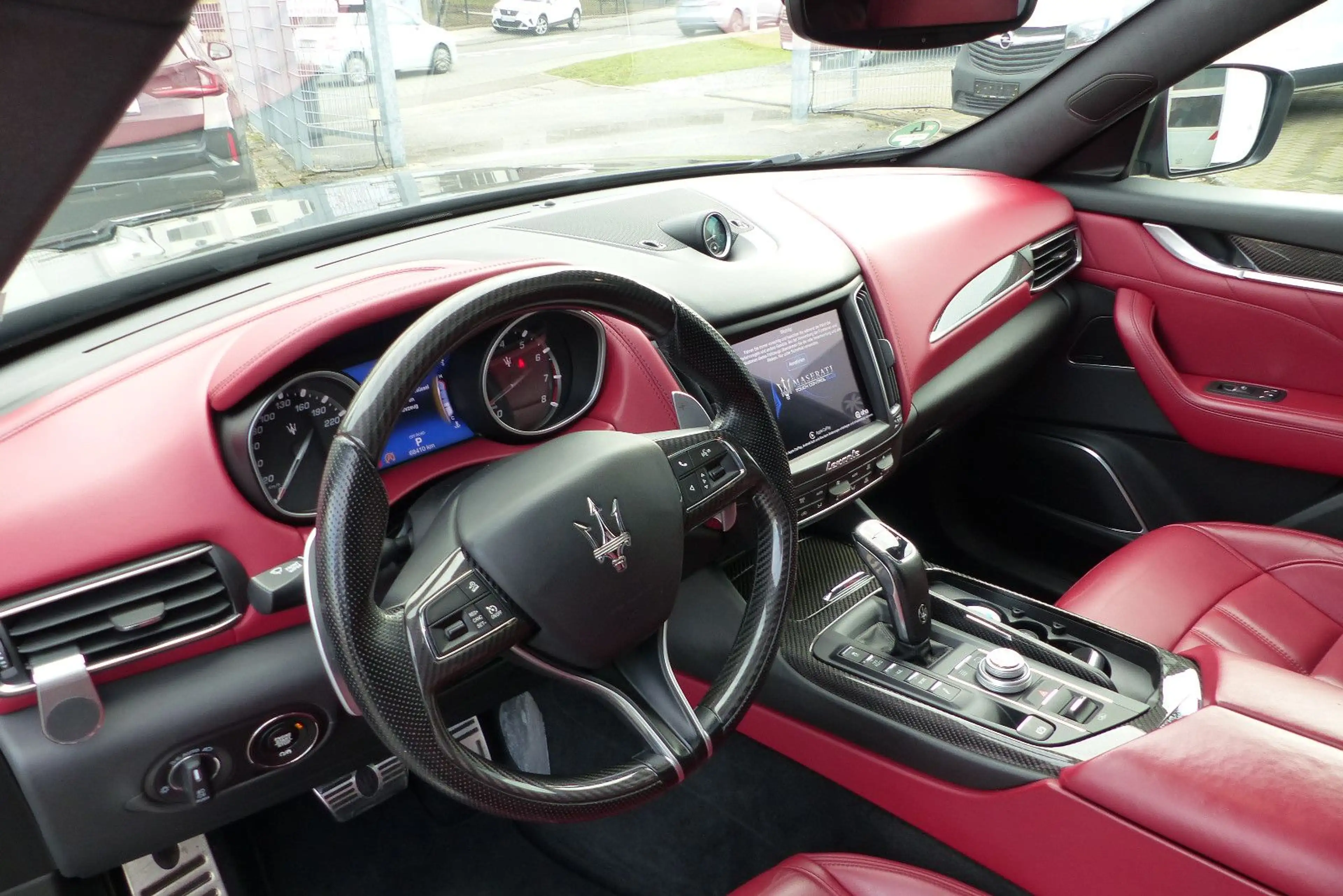 Maserati Levante Q4 Modena, Leder rot, SD — photo 8