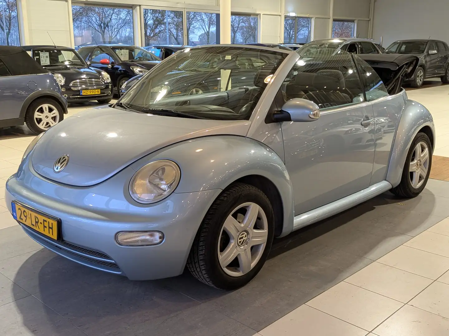 Volkswagen Beetle Cabriolet 2.0 Airco, NAP Azul - 2