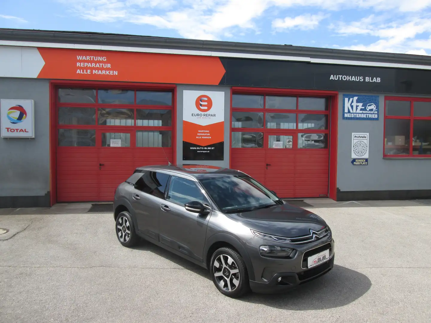 Citroen C4 Cactus C4 Cactus PureTech 110 SHINE *ERSTBESITZ* Gris - 1