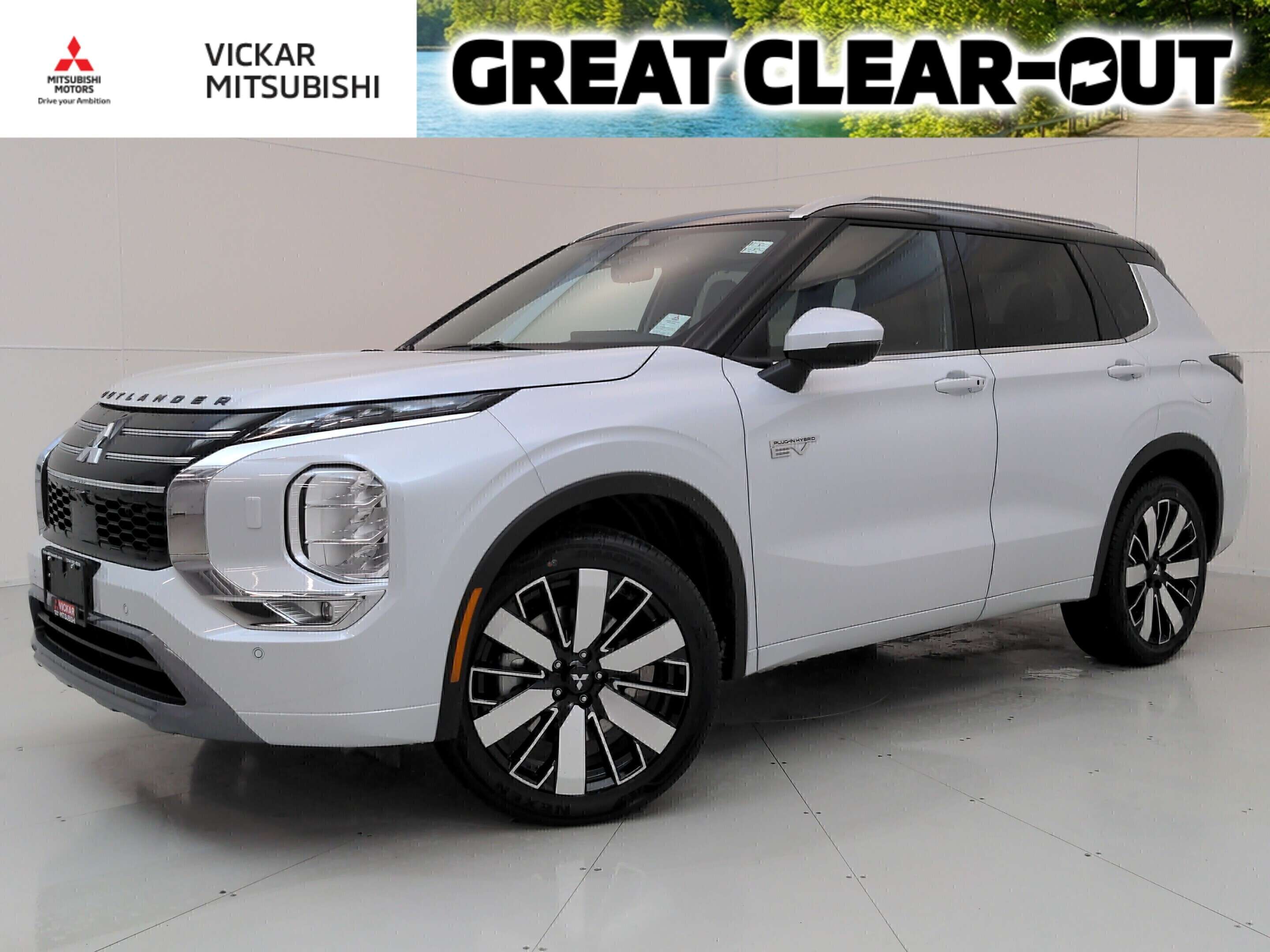 White 2026 Mitsubishi Outlander Hybrid Plug-in SUV / Crossover 1-Speed Automatic