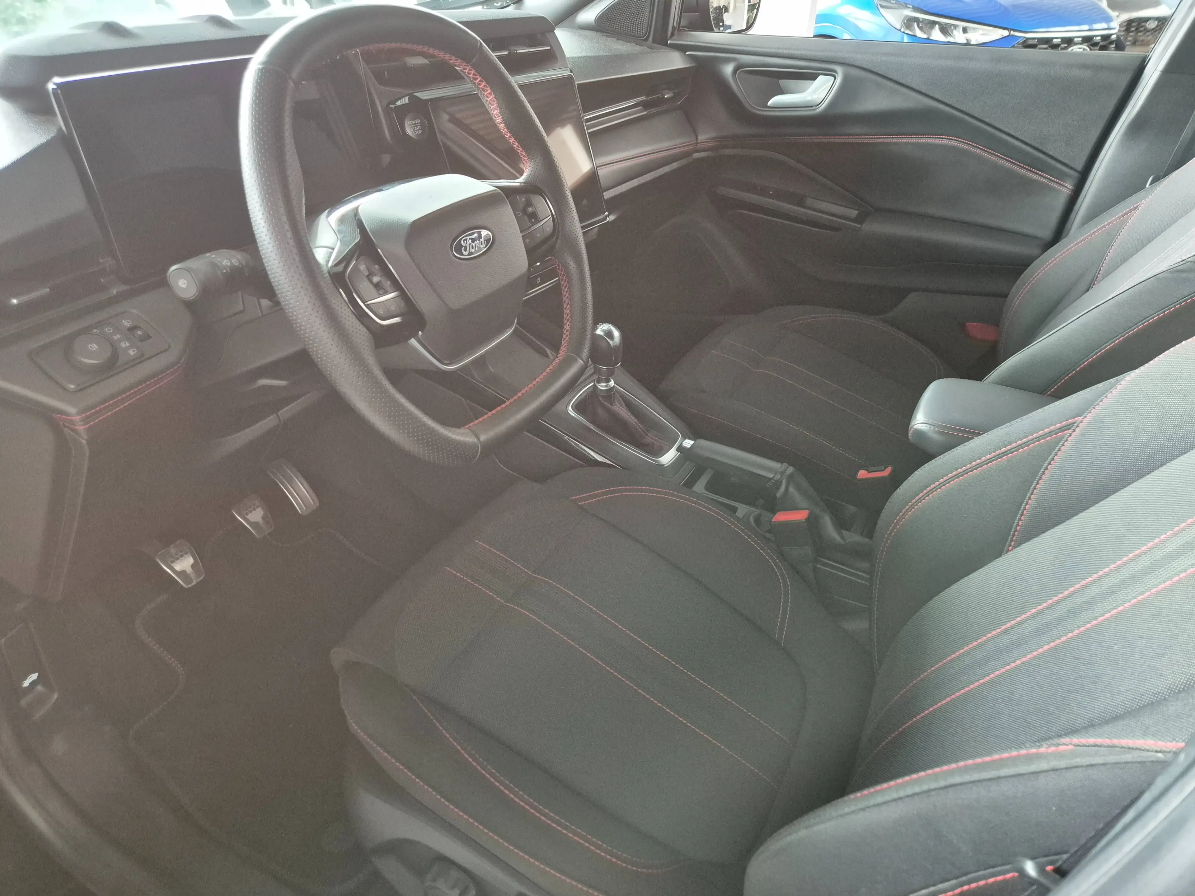 Ford Puma ST-Line Winter Allwetter CarPlay PDC hinten — photo 8