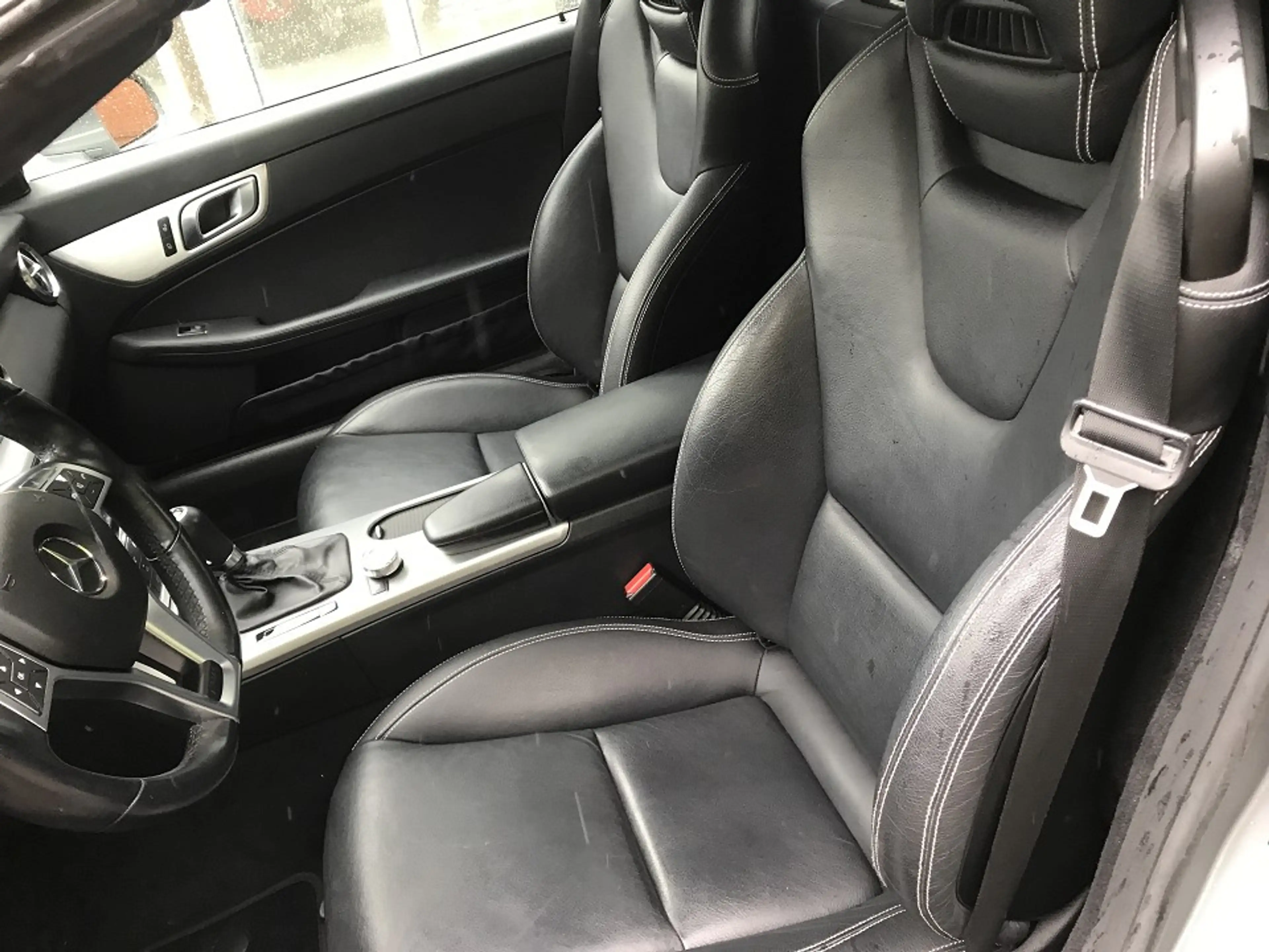 Mercedes-Benz SLK 200 BlueEFFICIENCY — photo 13