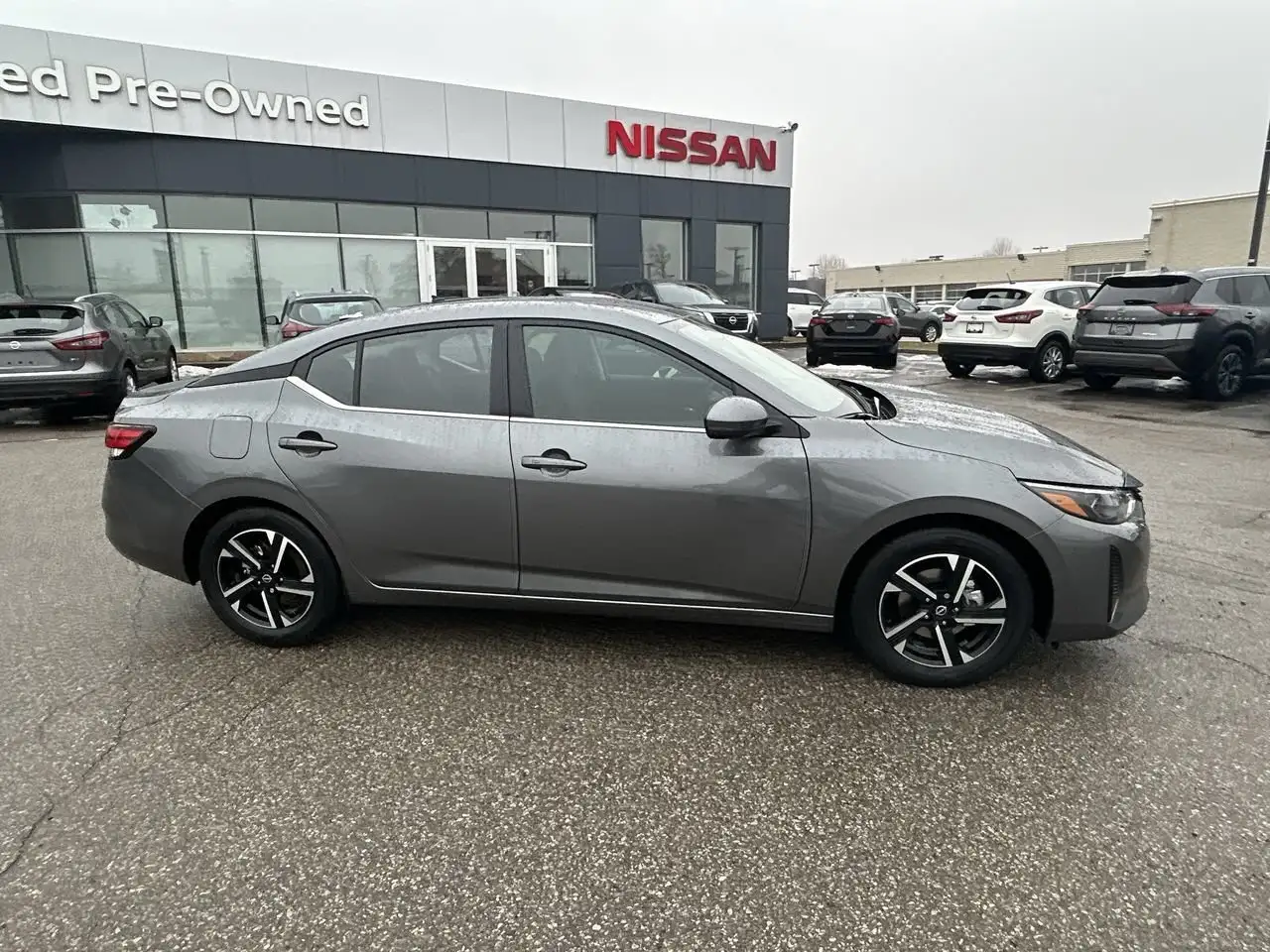 Nissan Sentra снимка Nissan Sentra