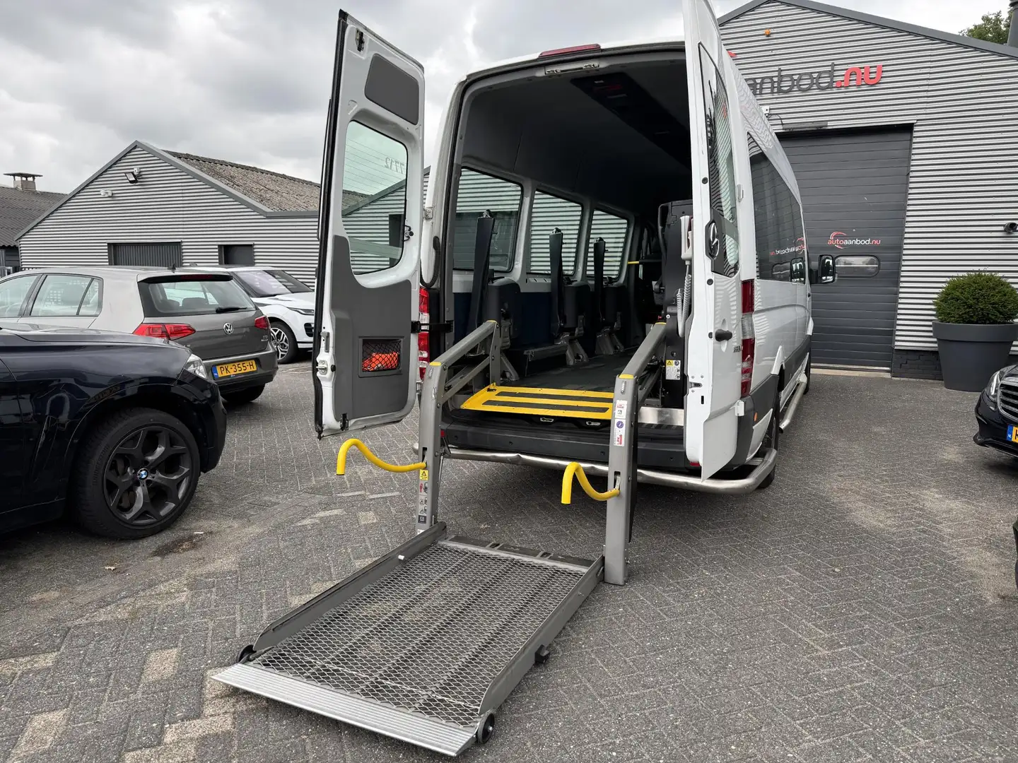 Mercedes-Benz Sprinter 313 2.2 CDI 432 HD | Rolstoel Vervoer | Airco | 9 Wit - 2