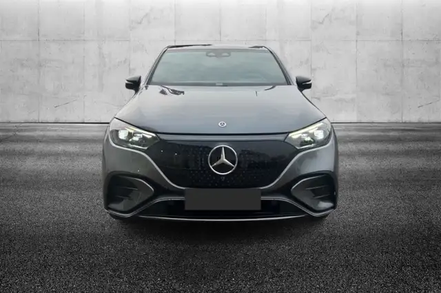 Mercedes-Benz EQE SUV 300 AMG Line Premium