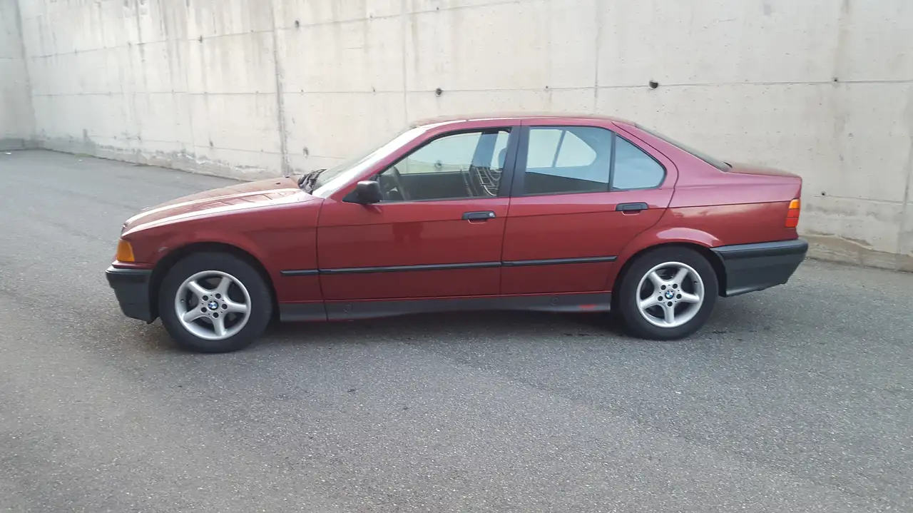 BMW 318 E 36 4 porte, foto 5
