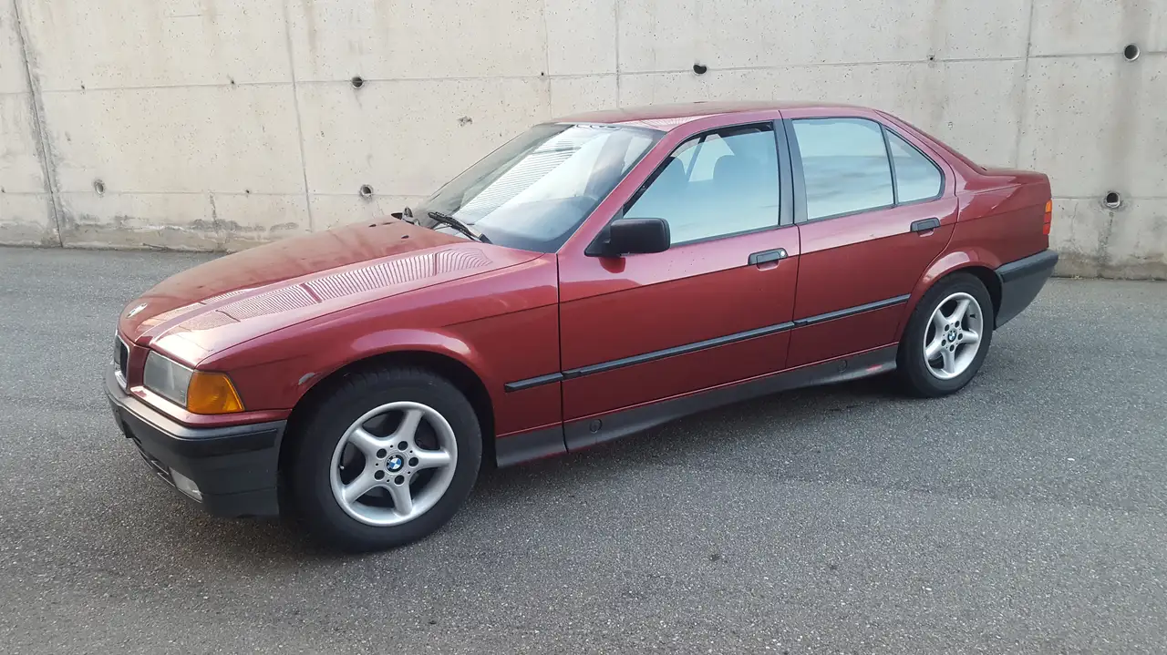 BMW 318 E 36 4 porte, foto 4