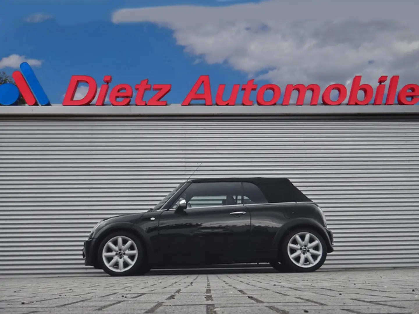 MINI Cooper Cabrio 1.6 Noir - 1