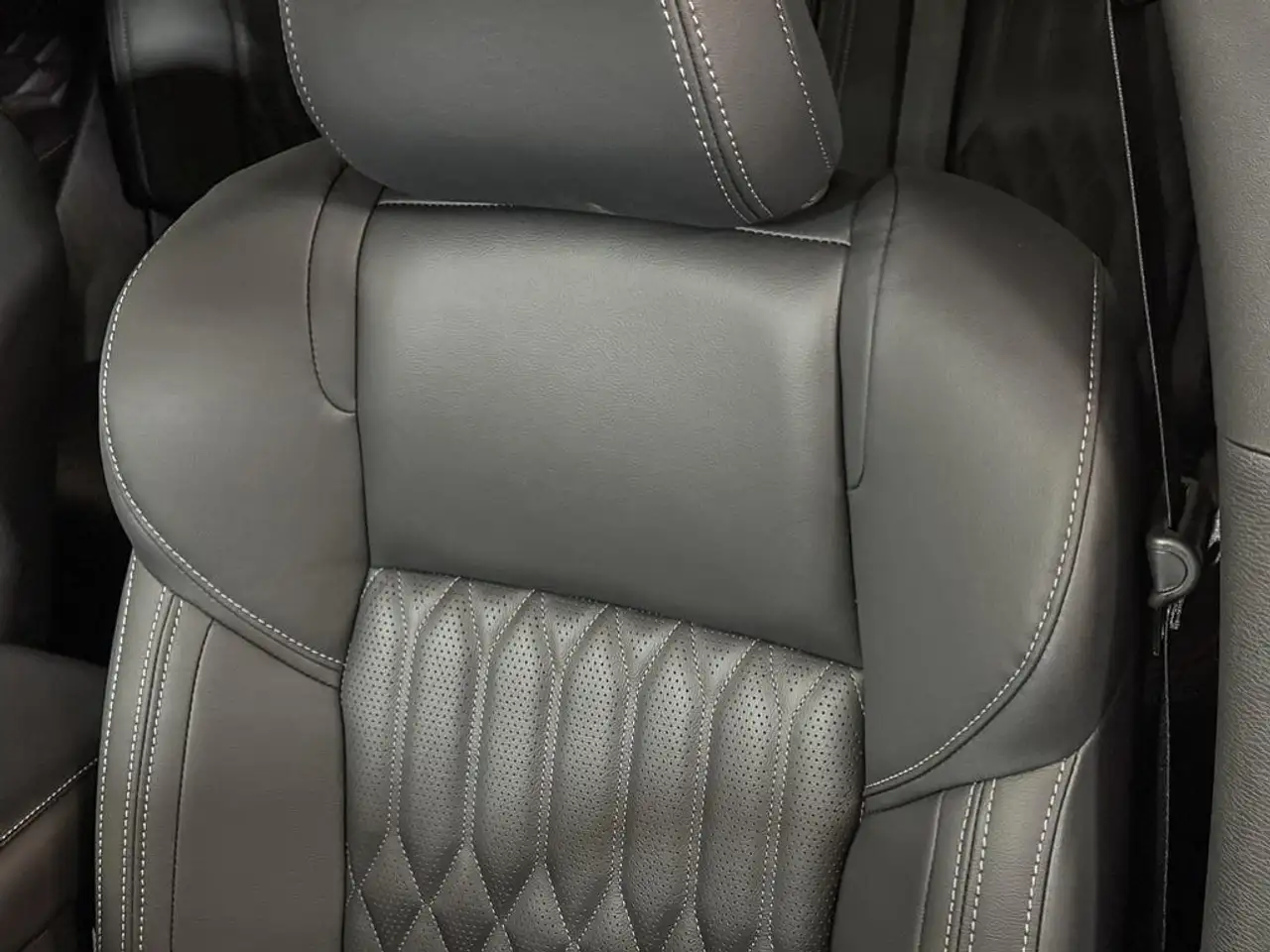 Mitsubishi Outlander снимка Mitsubishi Outlander