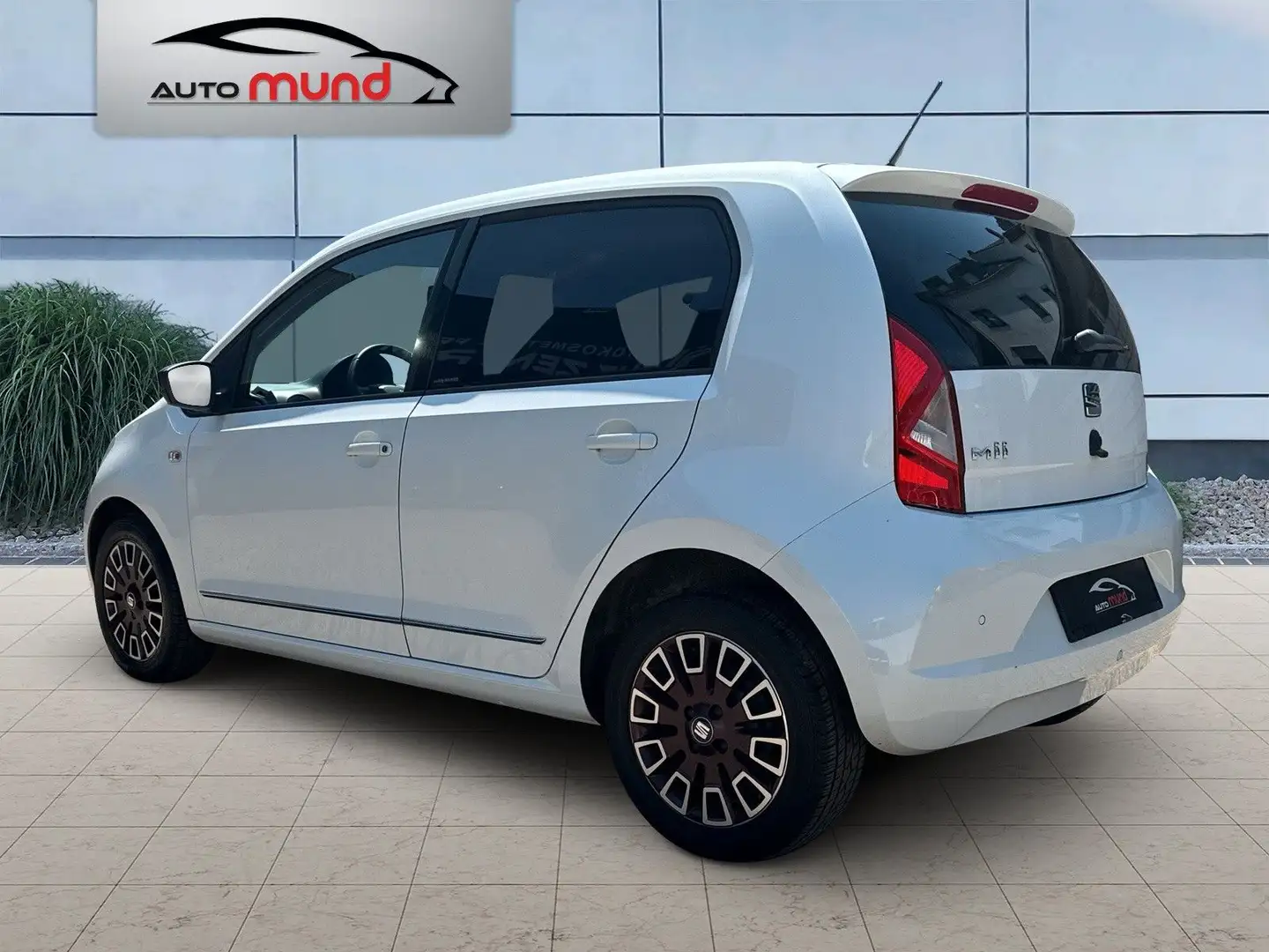SEAT Mii 1.0 *Allwetter*PDC*Garantie*Navi Weiß - 2