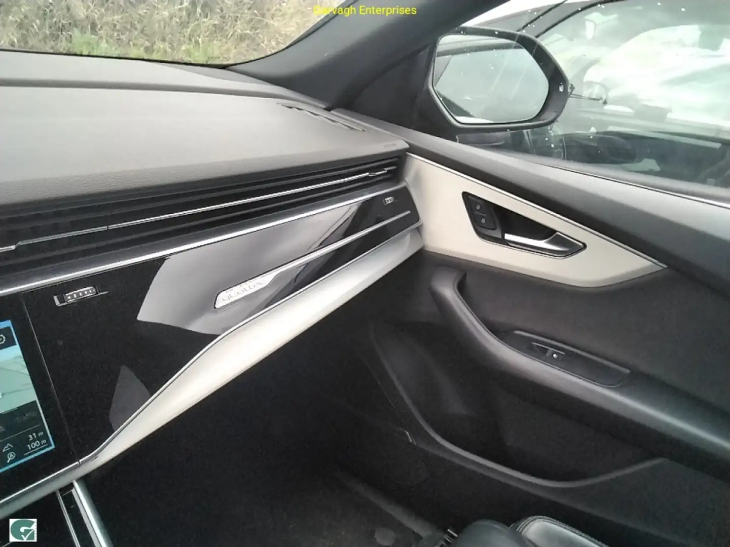 Audi Q8 60 TFSIe Black line plus quattro Zwart - 2