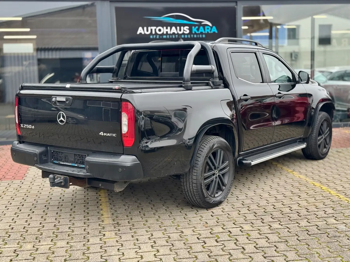 Mercedes-Benz X 250 d 4 Matic Edition Power Schwarz - 2