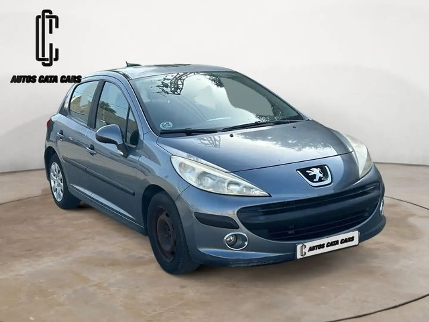Peugeot 207 1.4HDI Confort Gris - 1