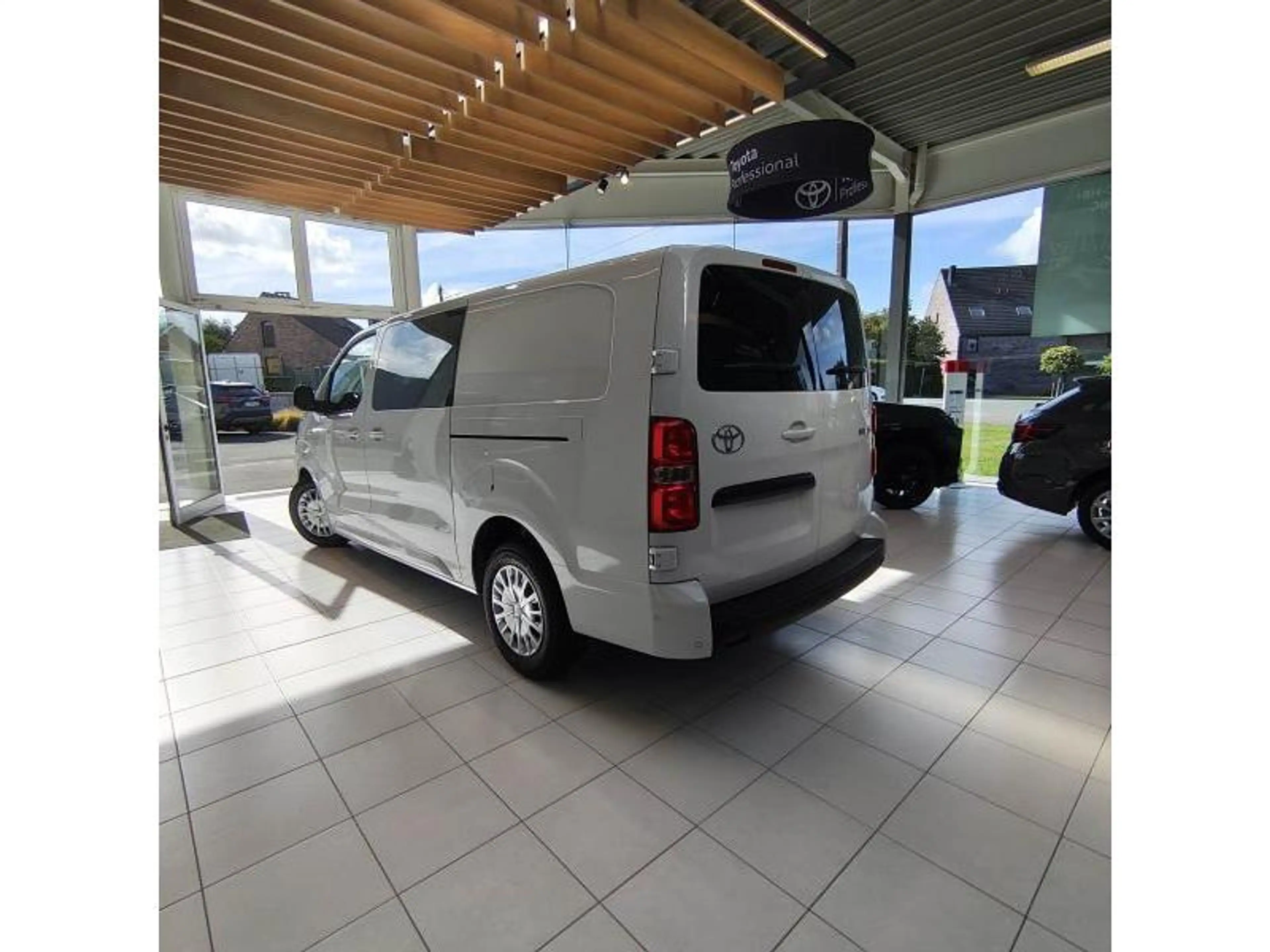 Toyota Proace Dynamic 2d 5pl DOUBLE CAB EN STOCK!!! — photo 4