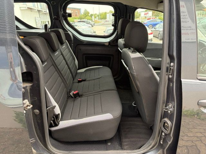 Dacia Dokker 1.5 DCi Stepway 2xSchiebetür/RF-CAM/NAVI — photo 9