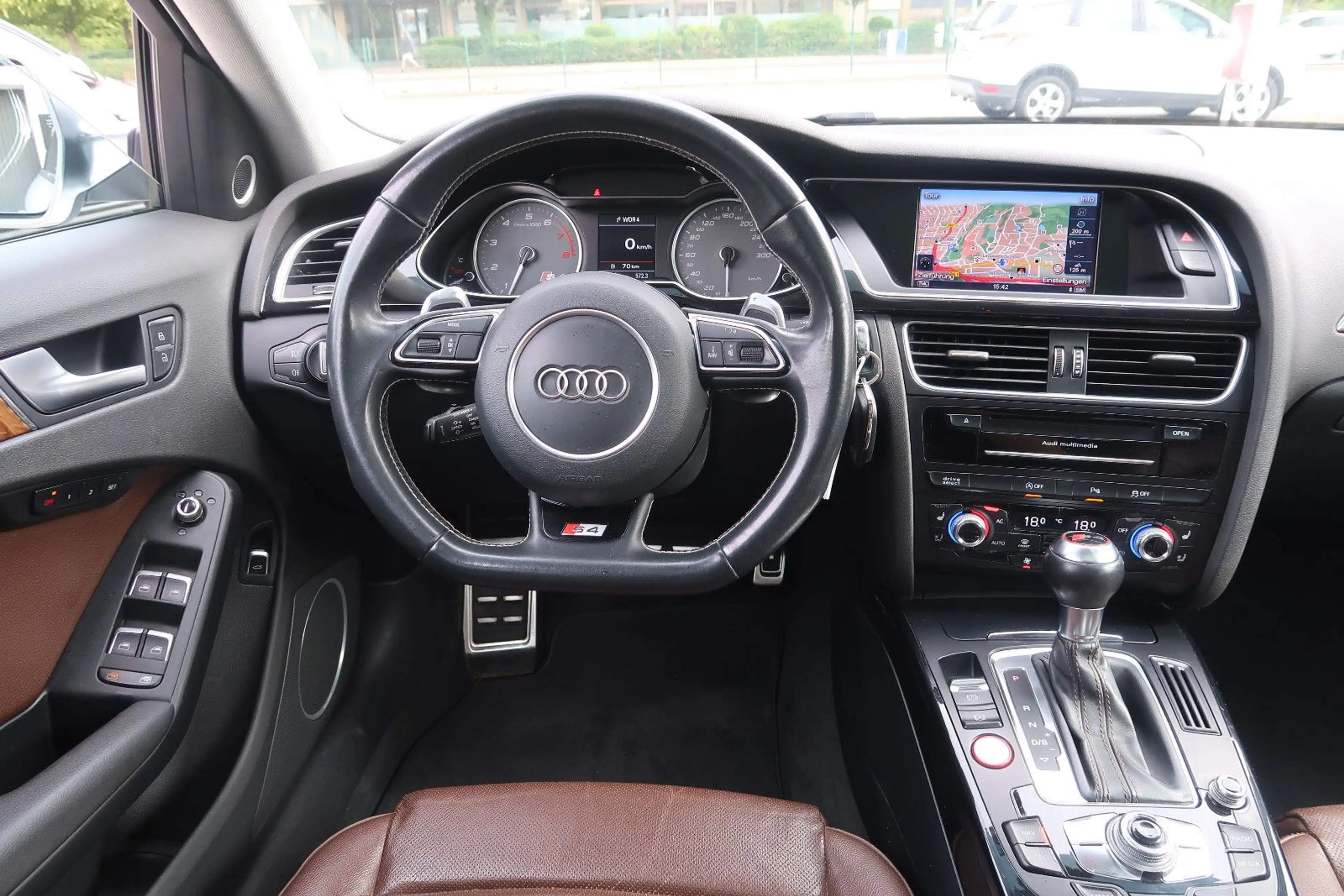 Audi S4 Avant 3.0 TFSI quattro *ACC *LEDER *PANORAMA — photo 13