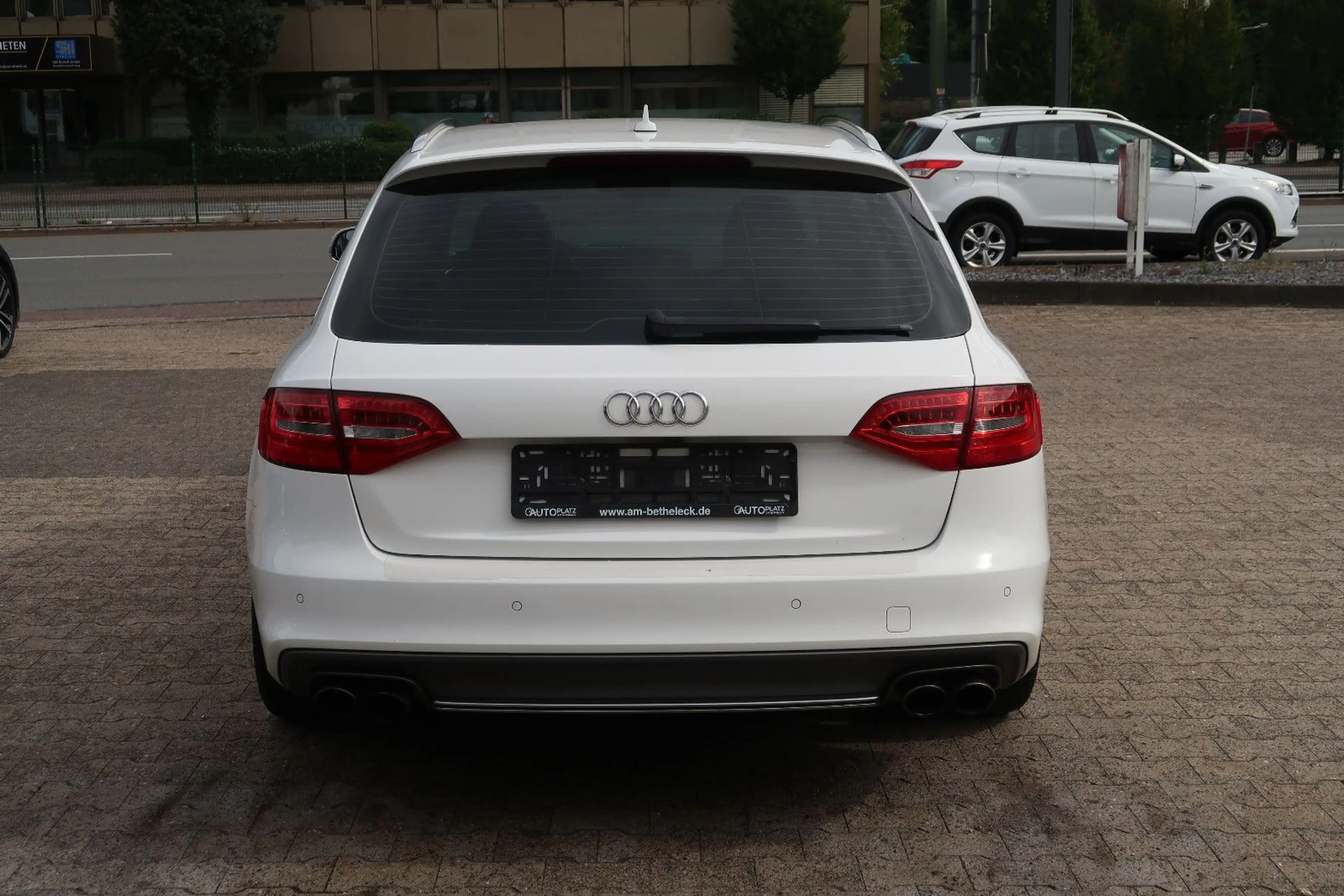 Audi S4 Avant 3.0 TFSI quattro *ACC *LEDER *PANORAMA — photo 7
