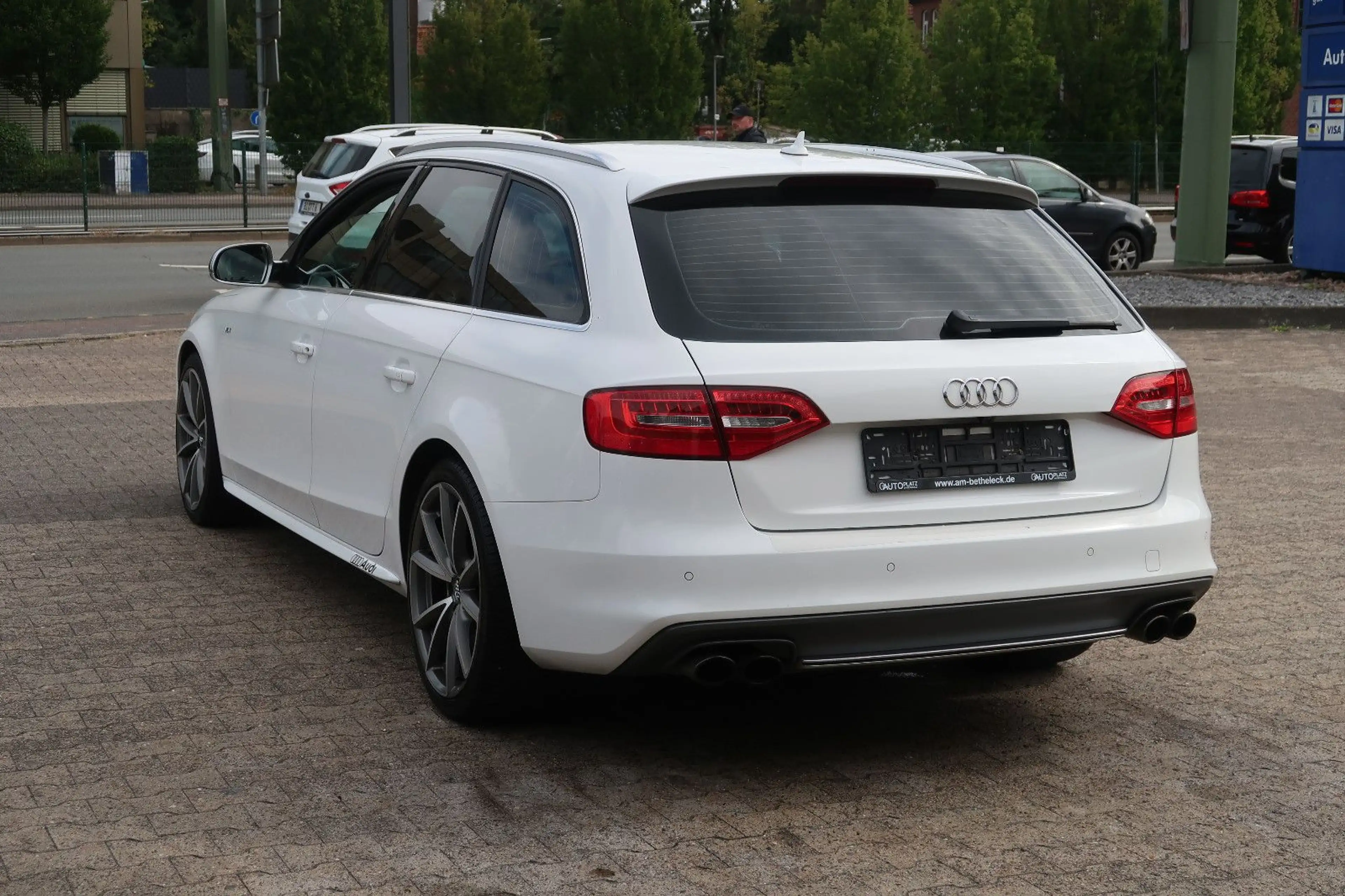 Audi S4 Avant 3.0 TFSI quattro *ACC *LEDER *PANORAMA — photo 4