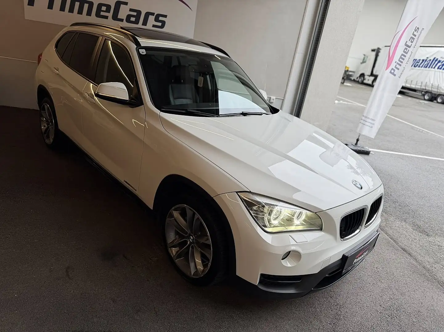 BMW X1 xDrive20d Aut./SPORTLINE/KAMERA/PANO/XENON/MEMORY/ Weiß - 2
